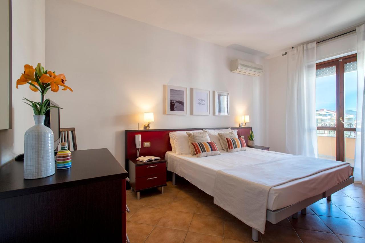 Le Terrazze Apartments ألغيرو المظهر الخارجي الصورة