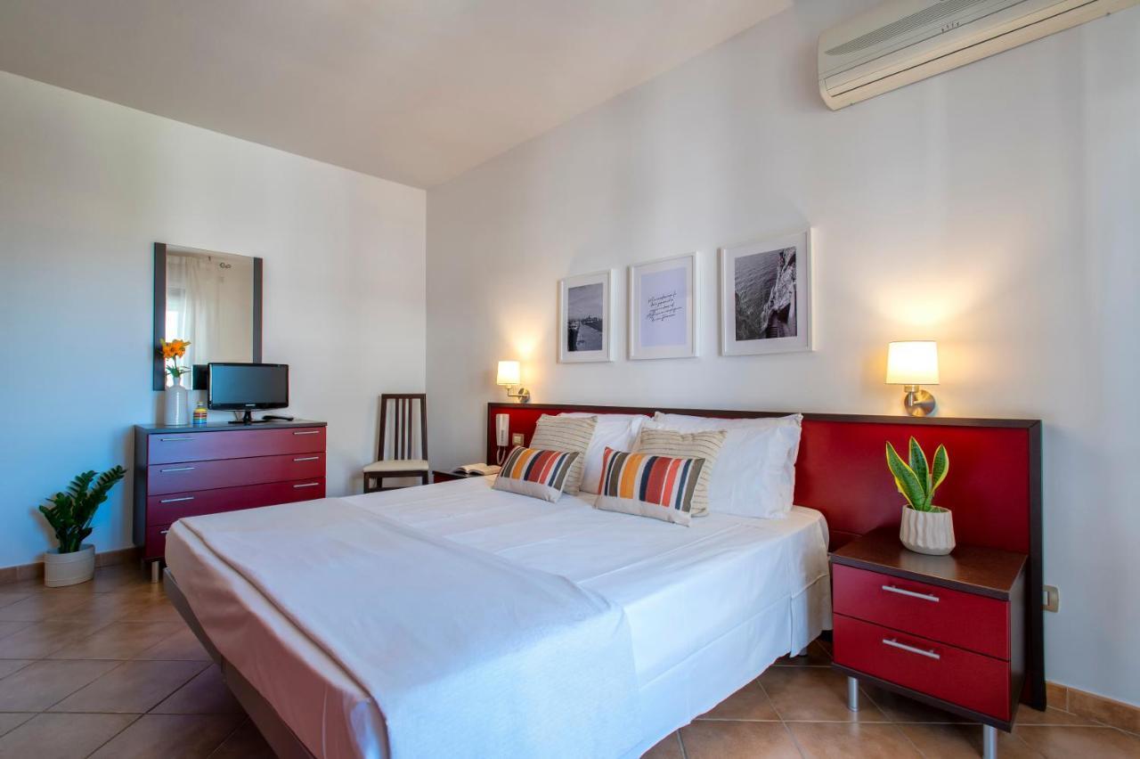 Le Terrazze Apartments ألغيرو المظهر الخارجي الصورة